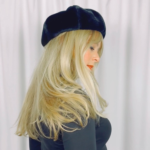 Vintage Faux Fur Winter Beret in Black • Newsboy Cap • Paperboy Hat • Y2K - Picture 2 of 8